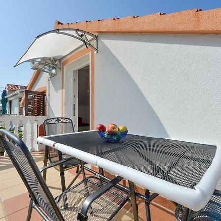 Apartmani Veronika Nin Exterior foto