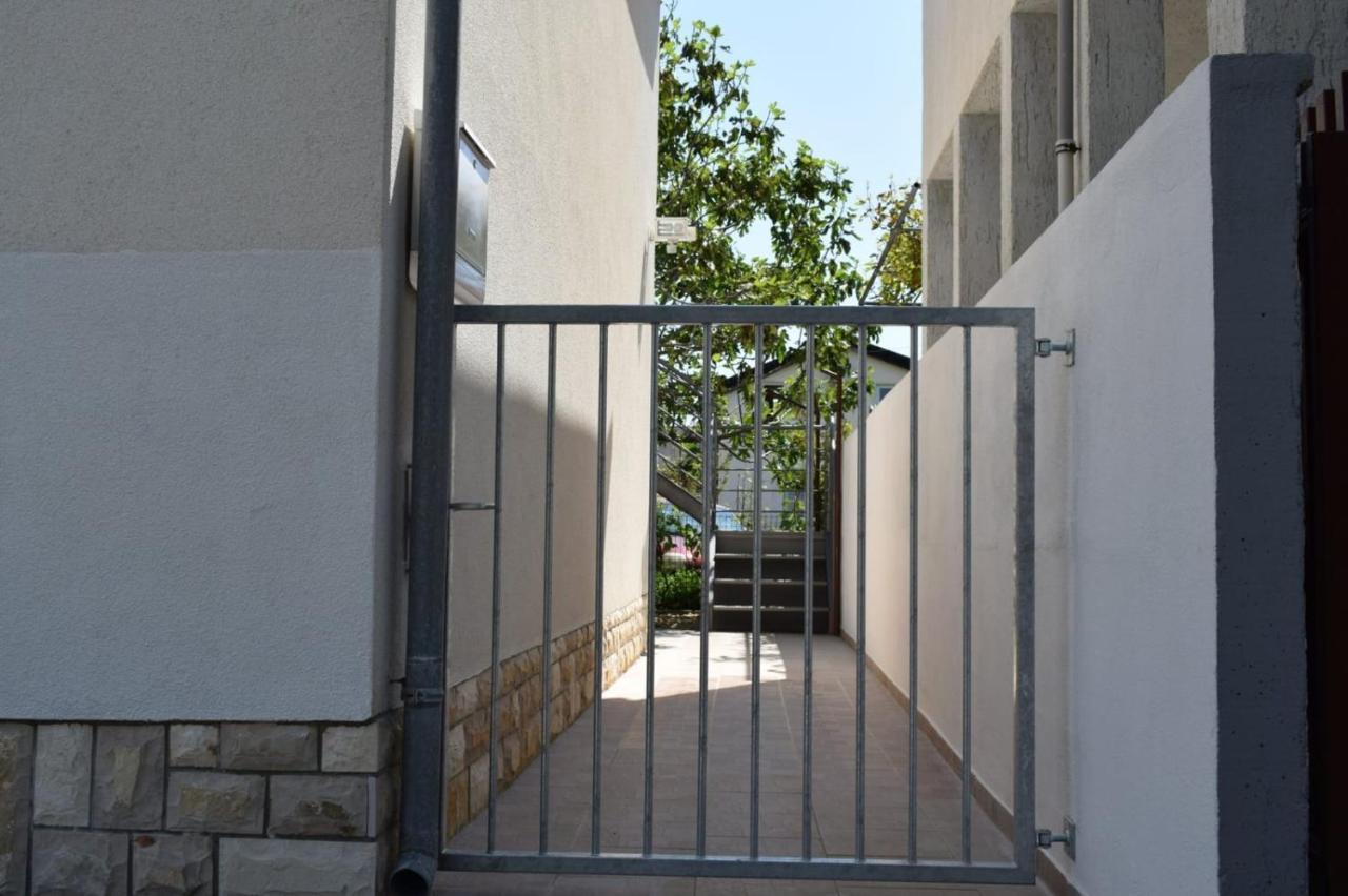Apartmani Veronika Nin Exterior foto