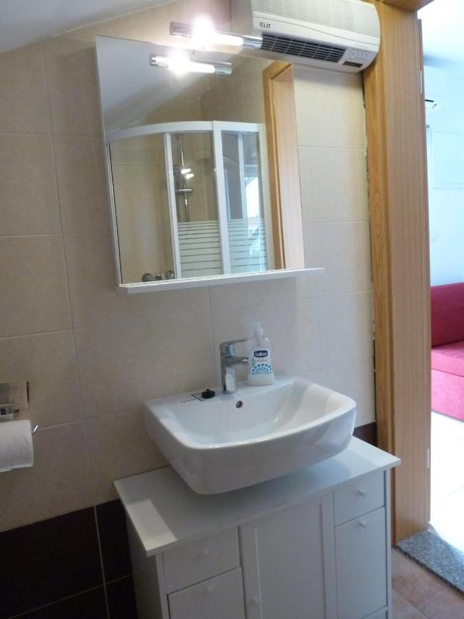 Apartmani Veronika Nin Exterior foto