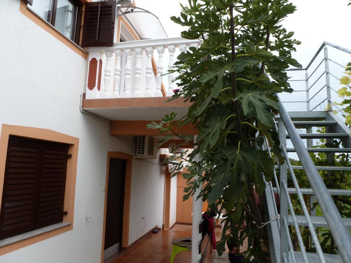 Apartmani Veronika Nin Exterior foto